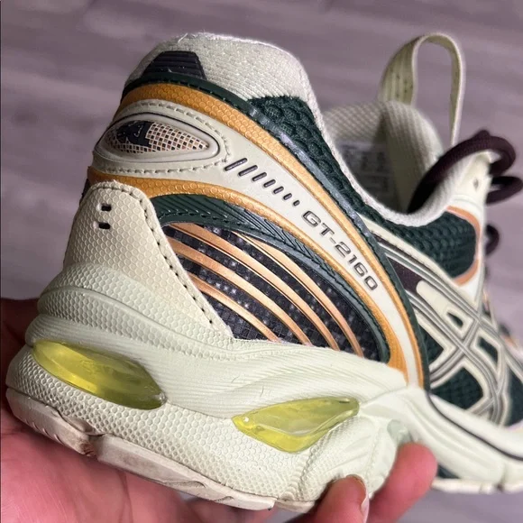 ASICS GT 2160' Dark Green and Cream Sneakers - Picture 13 of 13